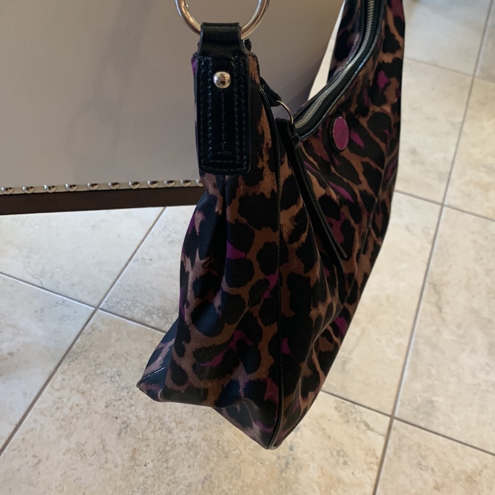 Coach Purse - Picture 4 of 9